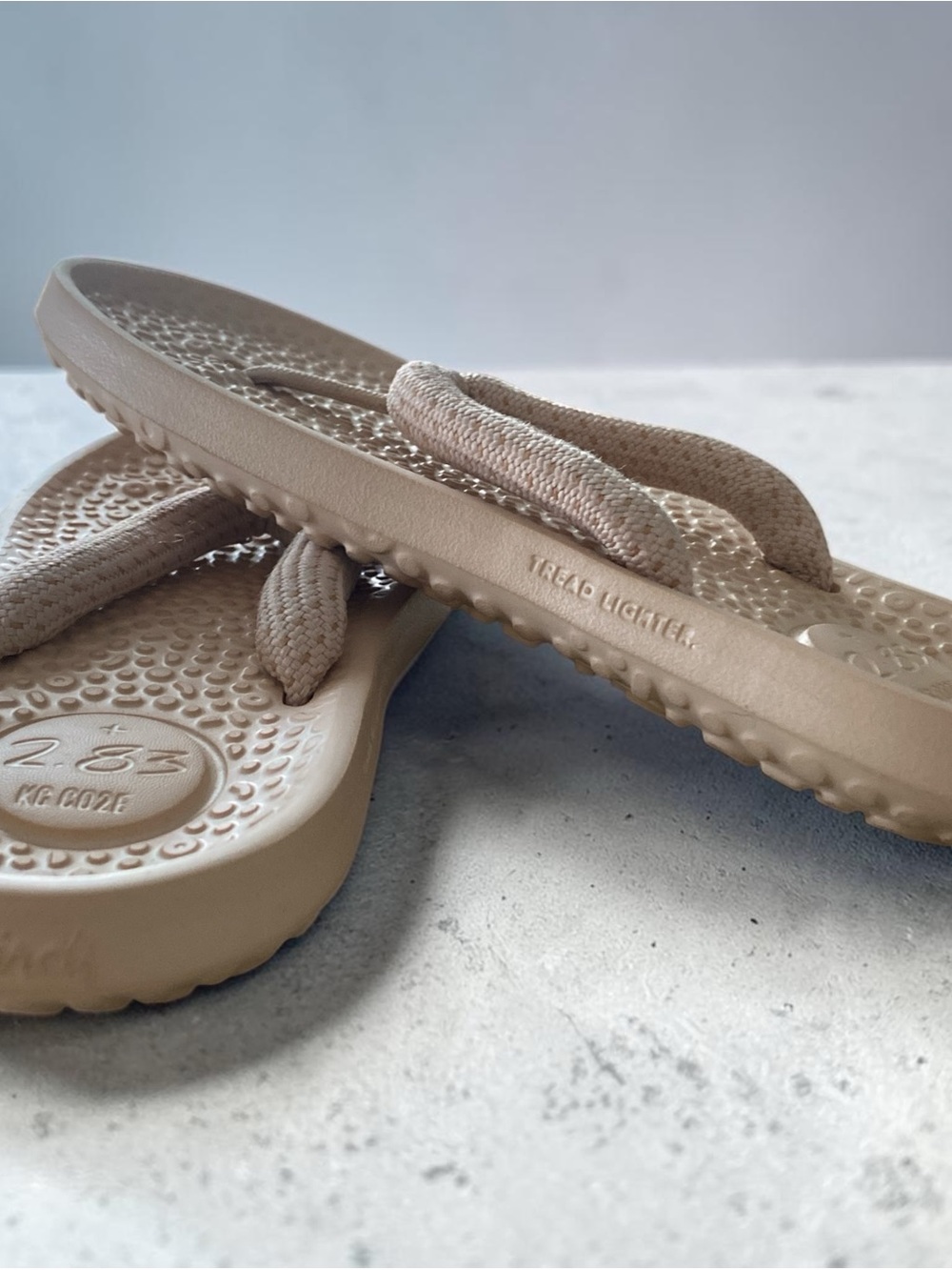 allbirds Women's Tan Flip Flop Slippers